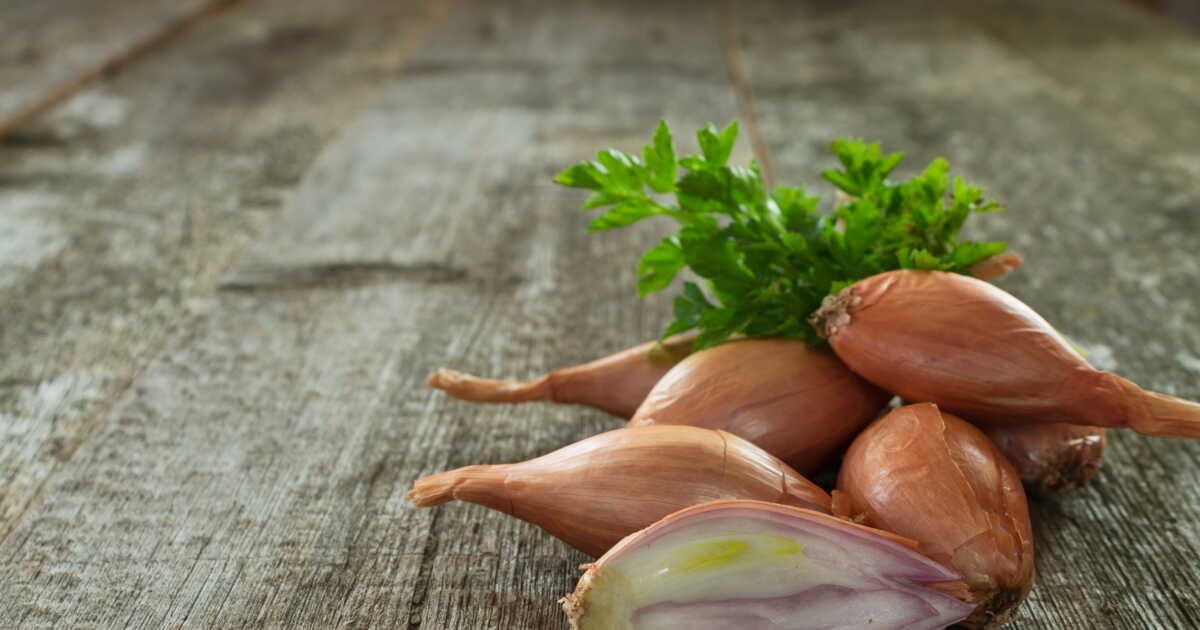 Tatin d'échalotes : une réinterprétation par Guillaume Sanchez