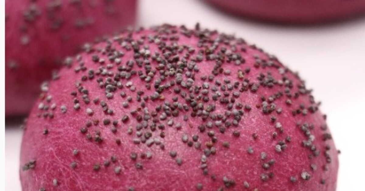 Un burger rose sans colorant grâce à un ingrédient inattendu
