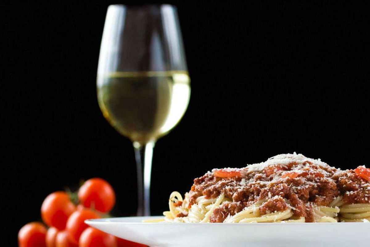 Les accords parfaits : quel vin choisir pour vos pâtes ?