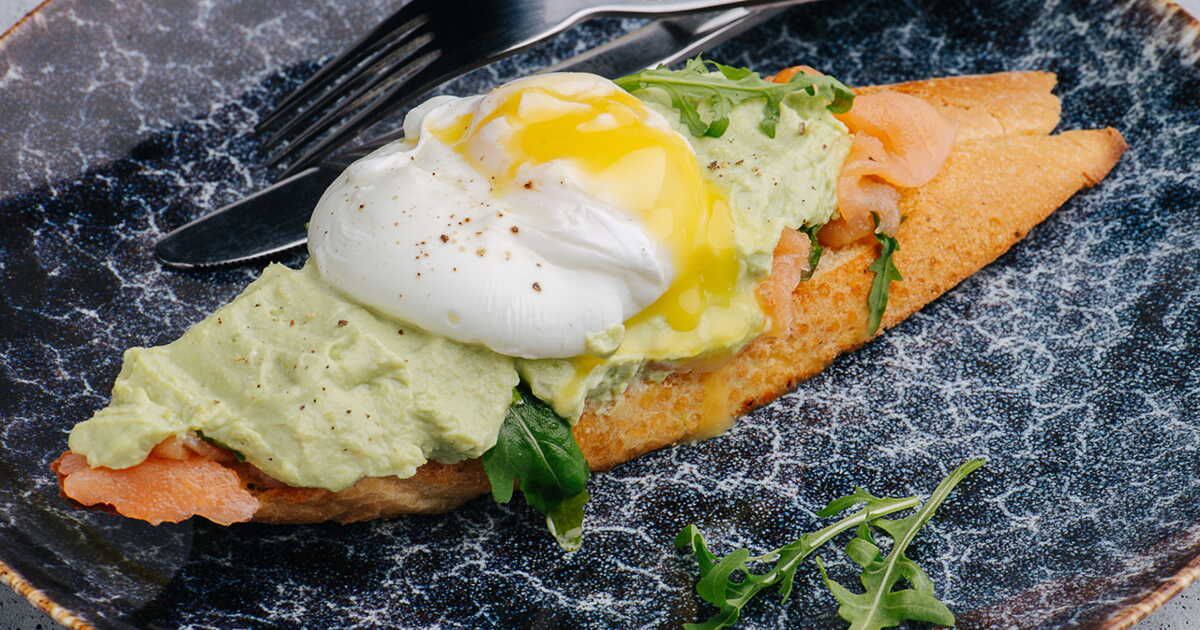 Réussir votre œuf poché : secrets d'une cuisson parfaite