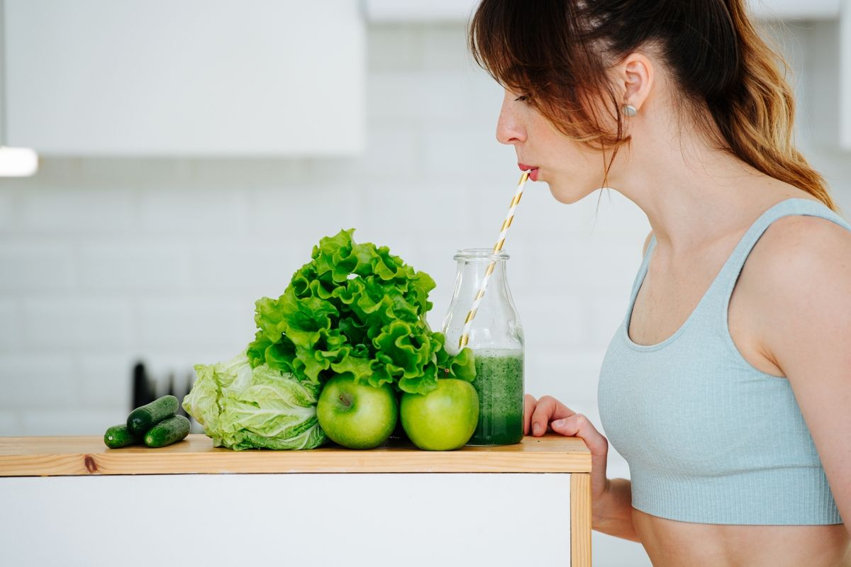 Jeûner avec des jus : une méthode à double tranchant