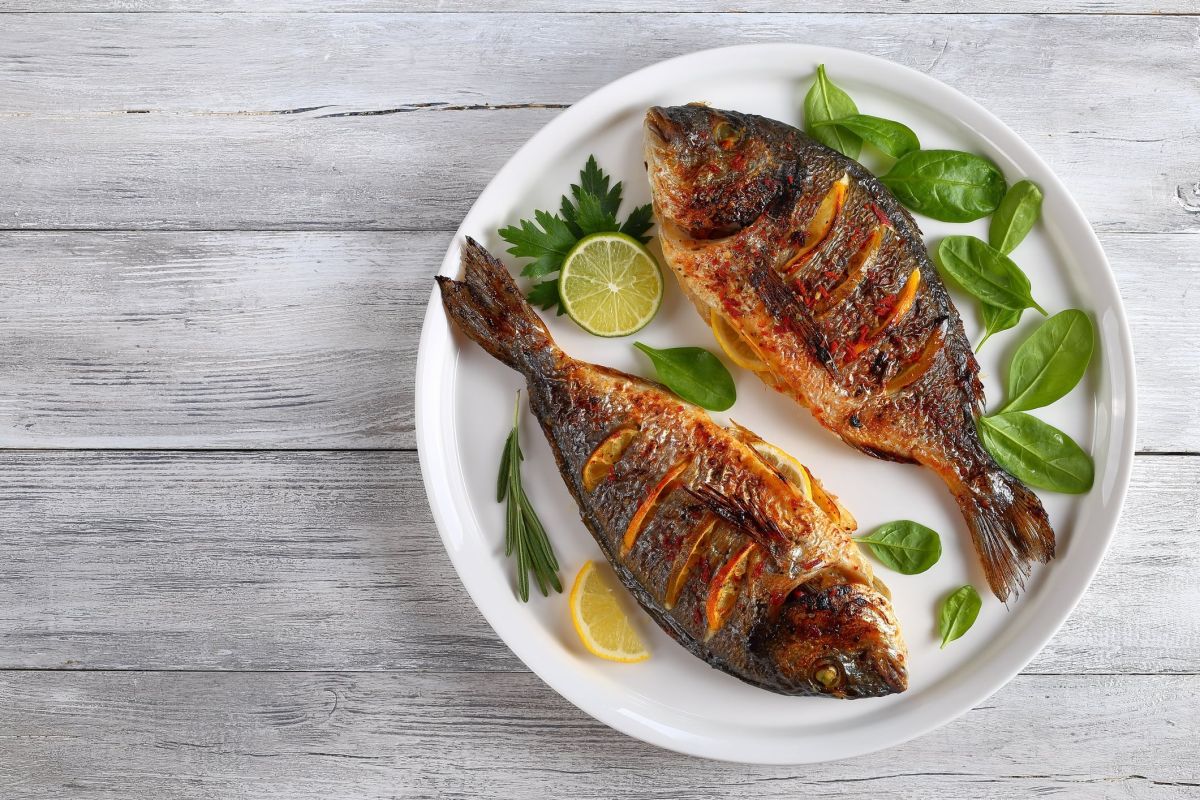 Manger du poisson deux fois par semaine pour protéger votre cœur
