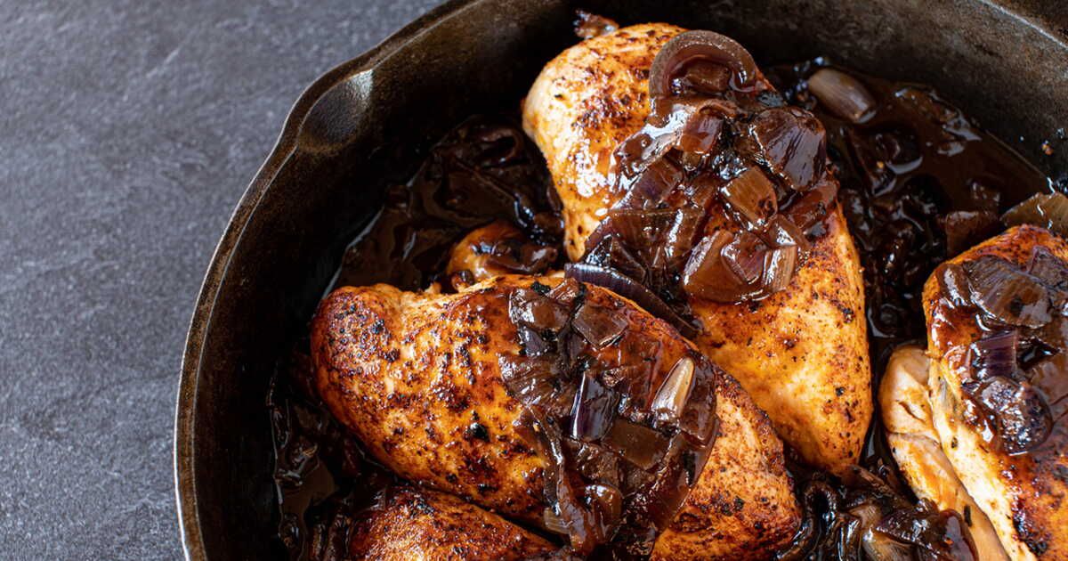 Un poulet aux oignons : un dîner réconfortant et rapide à préparer