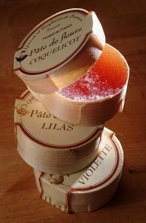 Voyage sucré au cœur des pâtes de fleurs