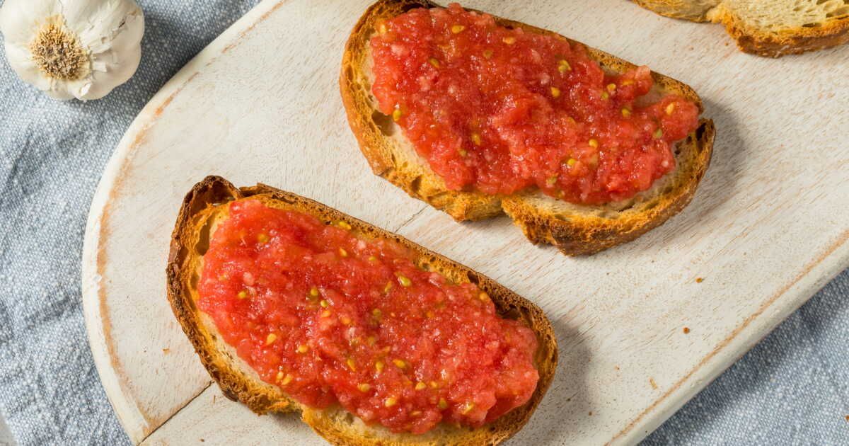 La recette du pan con tomate : un voyage culinaire en Espagne