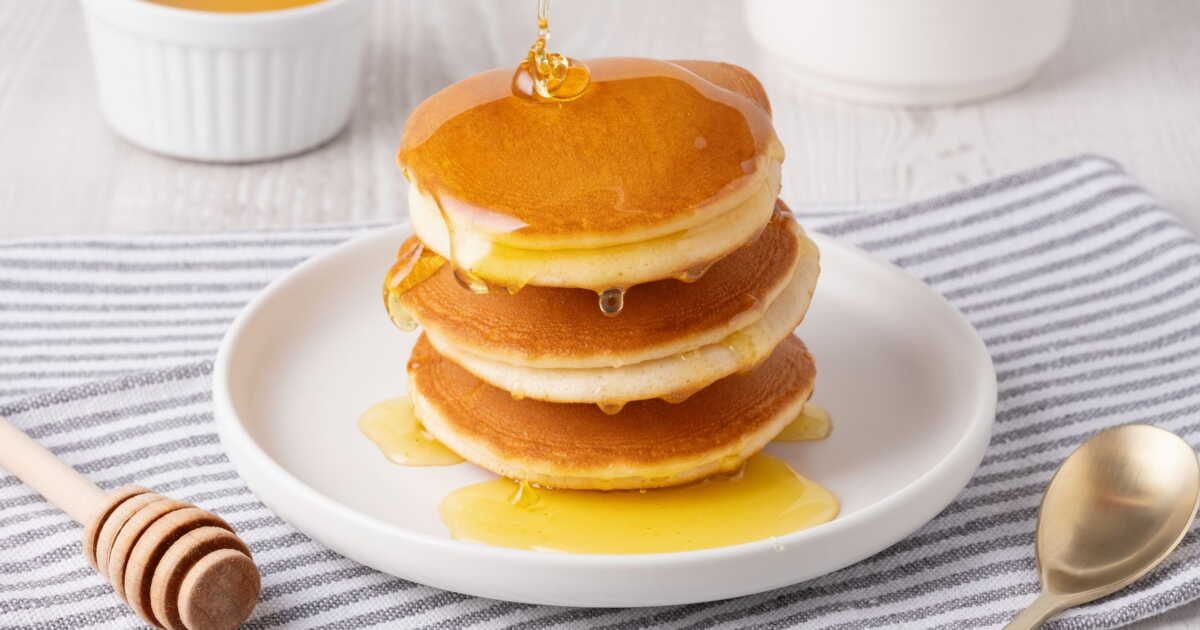 Des pancakes moelleux à couper le souffle : la recette qui enchante le web