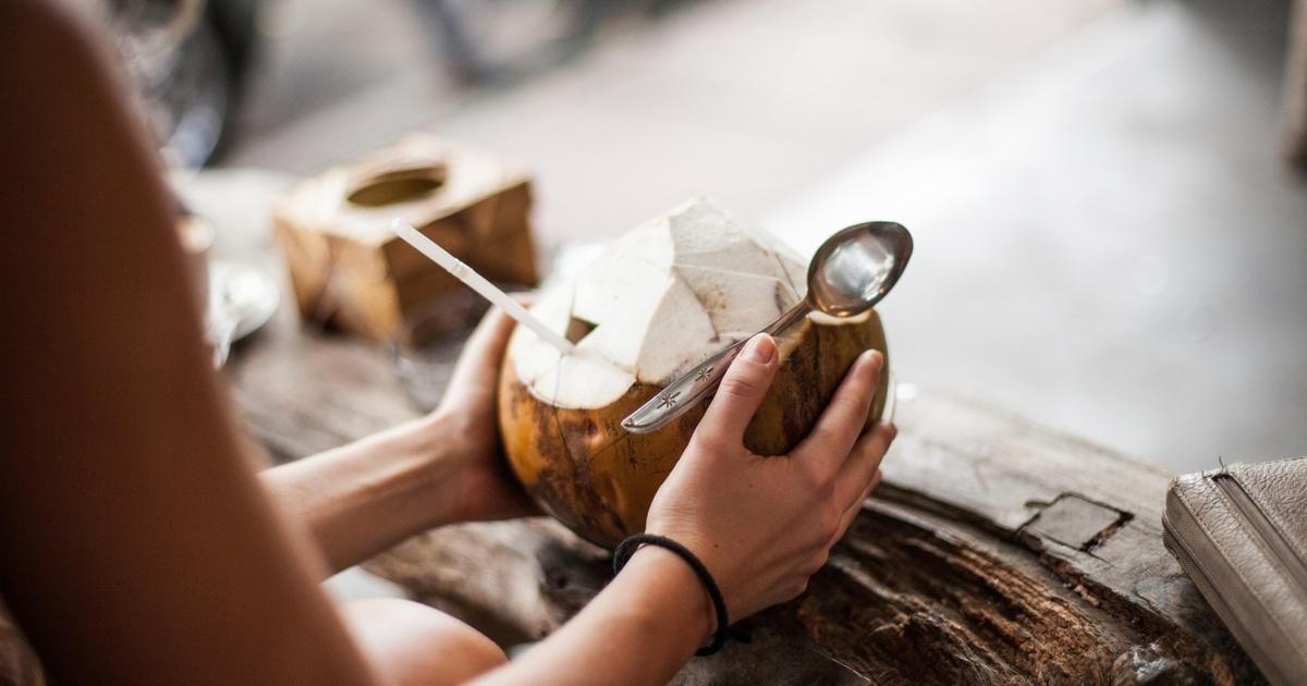 Les vérités cachées sur l'eau de coco : réalité ou mythe ?