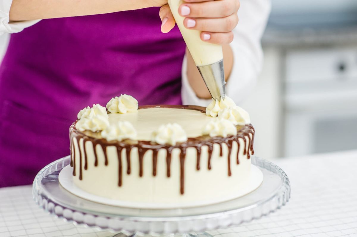 Comment décorer un gâteau ?