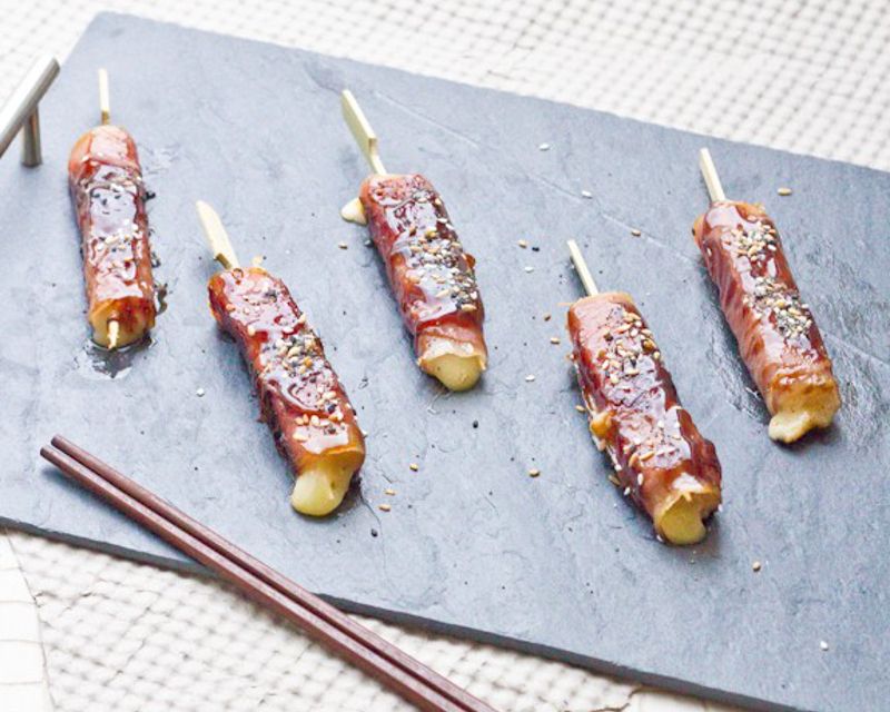 Dégustation à l'Auvergnate : yakitori au Cantal et jambon d'Auvergne