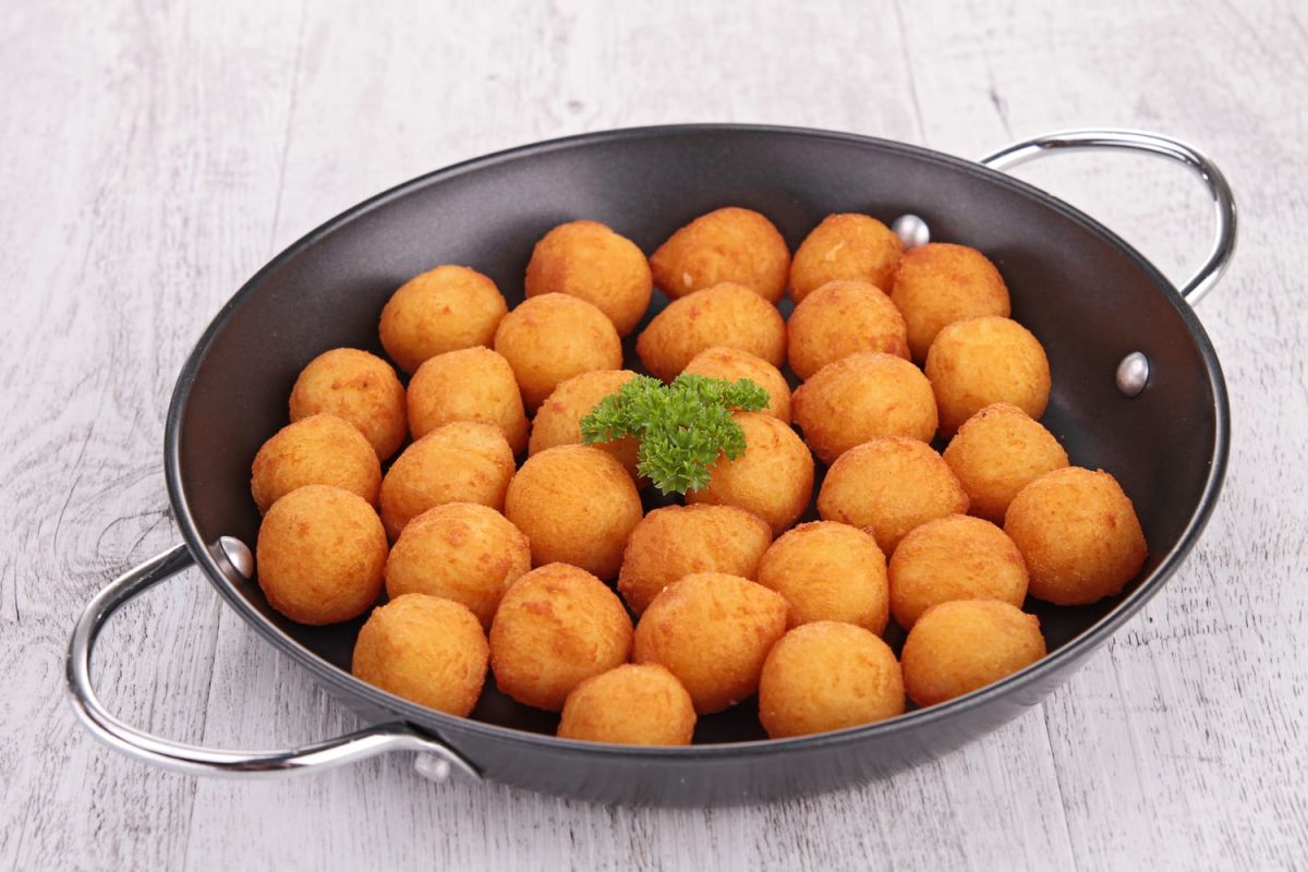 Laurent Mariotte vous dévoile la recette inratable des pommes dauphines maison
