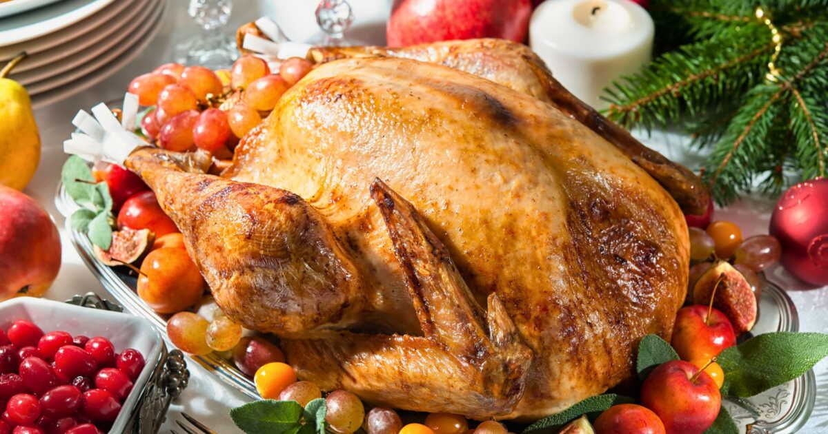 Secrets d'un chef pour une dinde de Noël juteuse et savoureuse