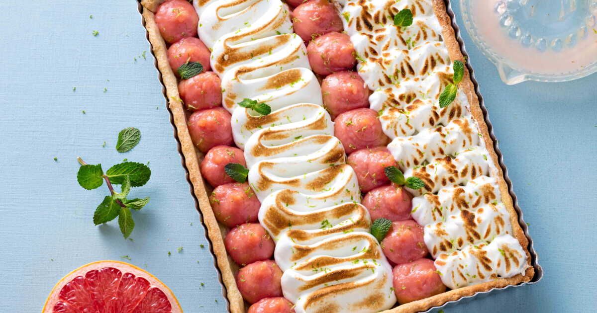 L'éclat sucré de la tarte au pamplemousse rose meringuée