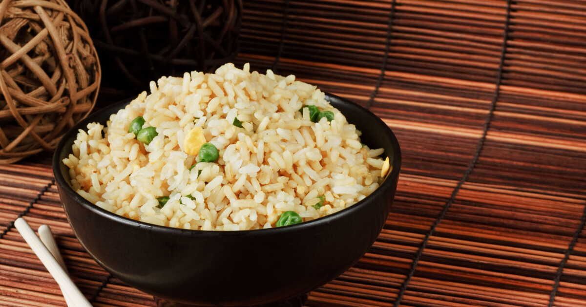 Réchauffer le riz en 2 minutes au micro-ondes : une astuce qui change tout